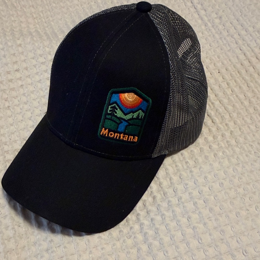 Black adjustable trucker hat Montana embroidered patch